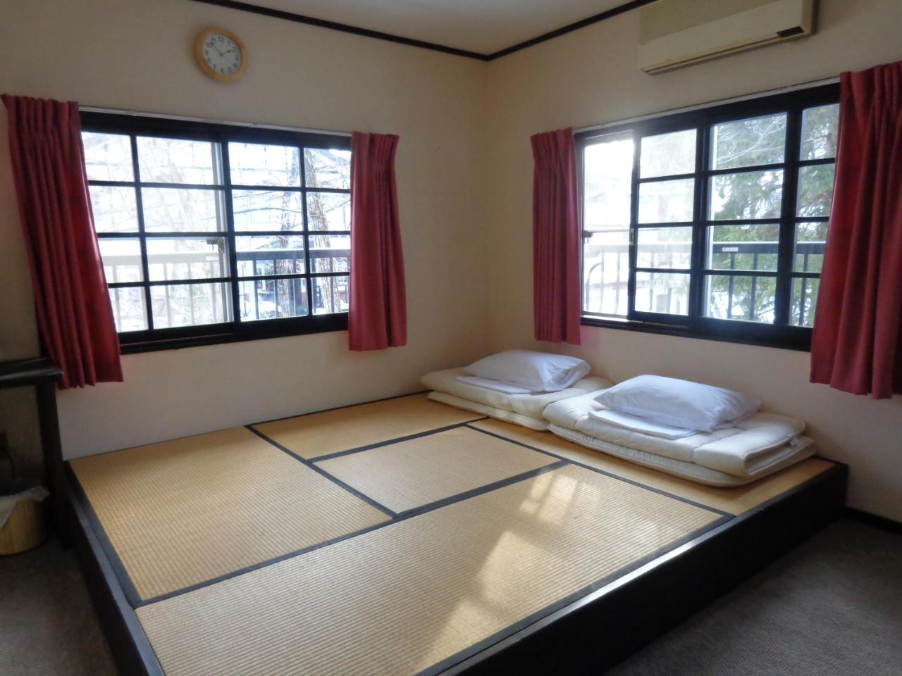 Hakuba Matata Lodge Buitenkant foto