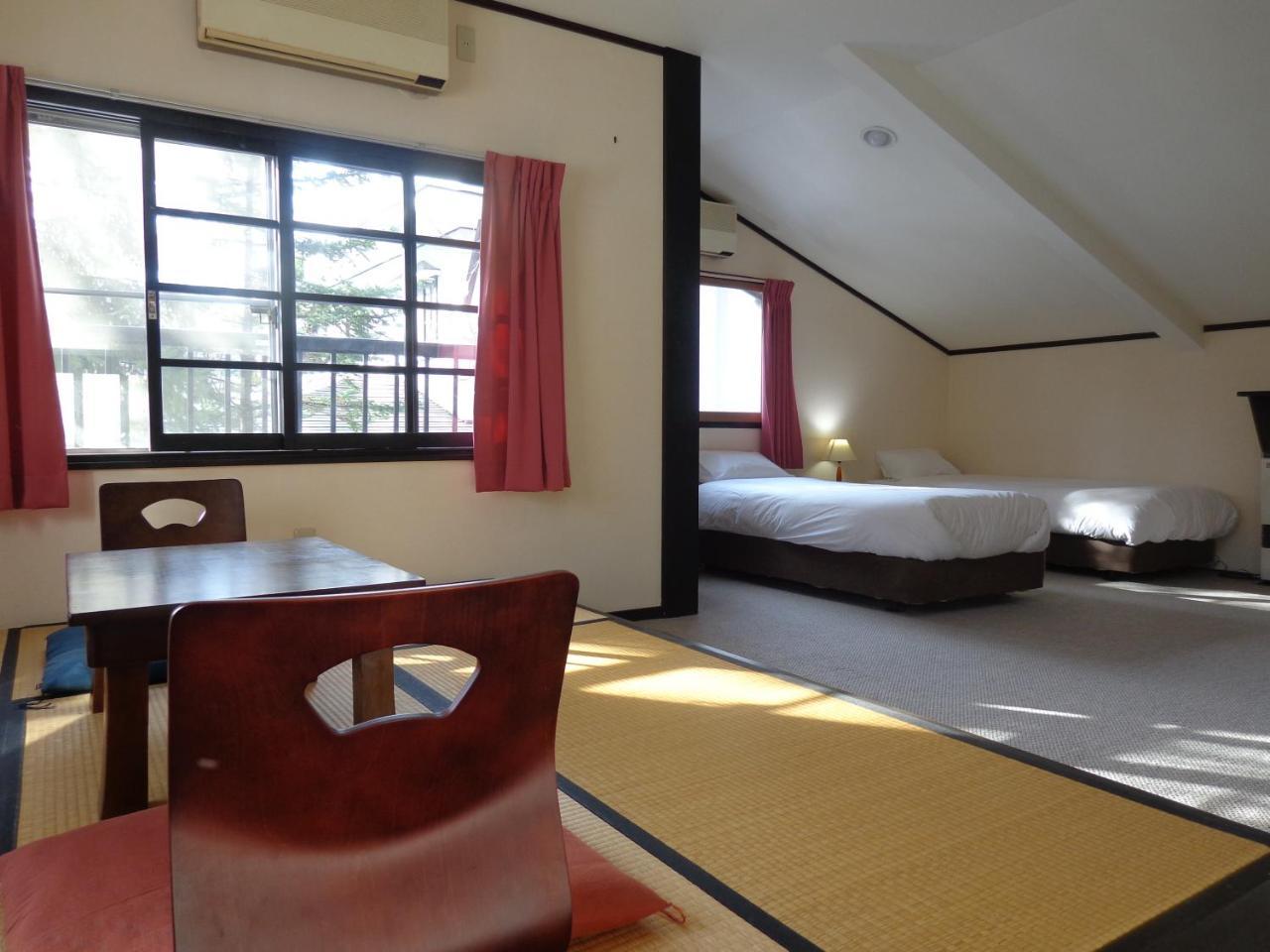 Hakuba Matata Lodge Buitenkant foto
