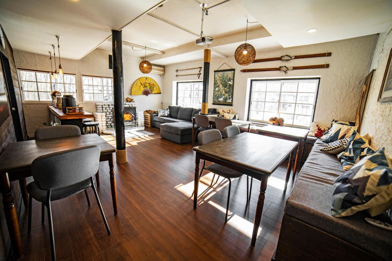 Hakuba Matata Lodge Buitenkant foto