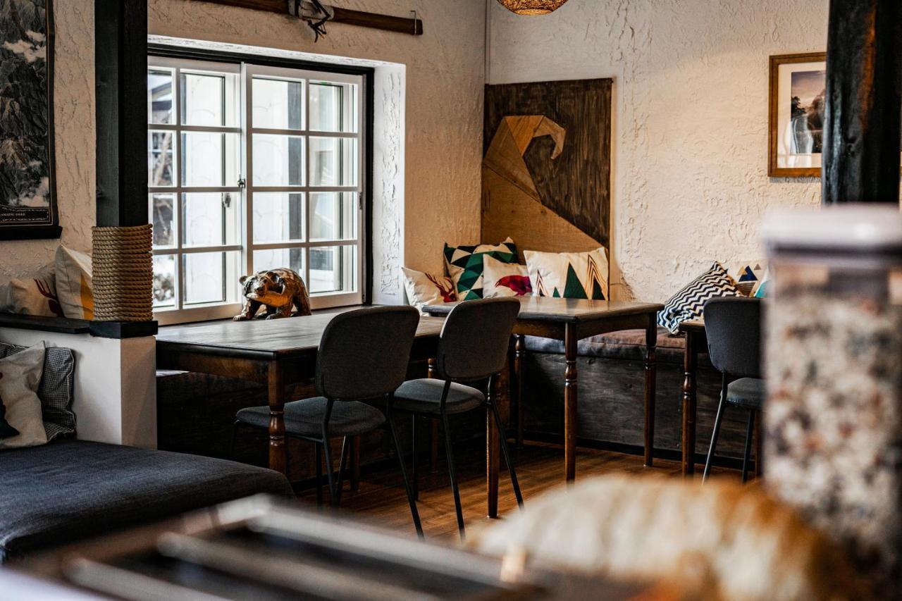 Hakuba Matata Lodge Buitenkant foto