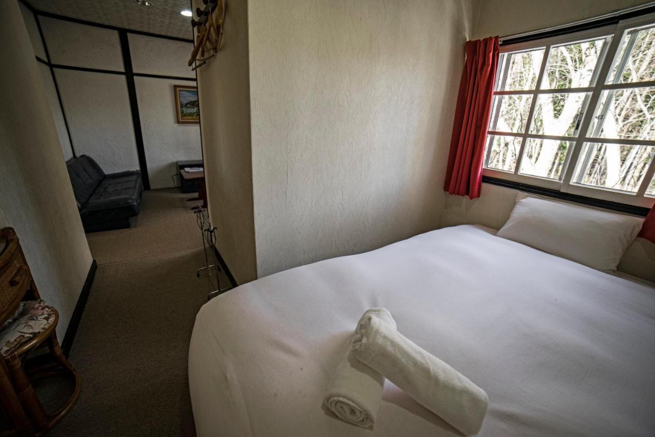 Hakuba Matata Lodge Buitenkant foto
