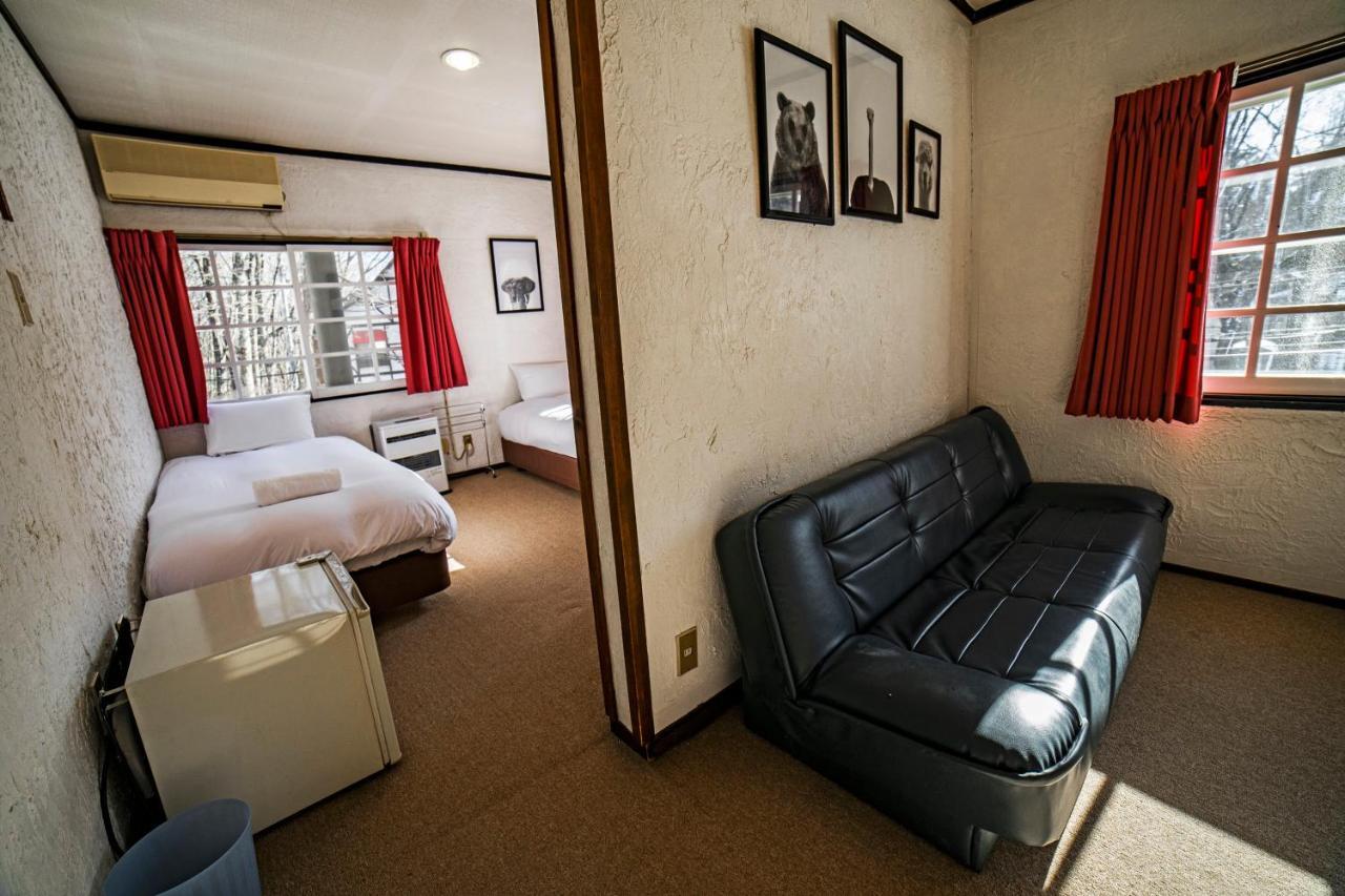 Hakuba Matata Lodge Buitenkant foto
